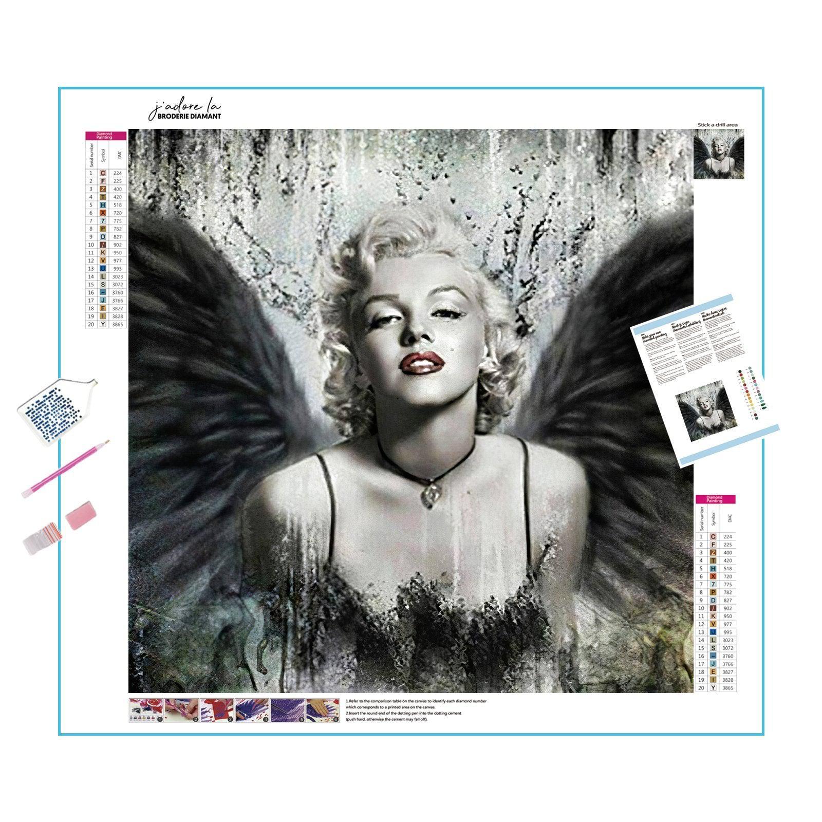 Celebrate Hollywood glamour with Marilyn Monroe artwork.Marilyn Monroe - Diamondartlove